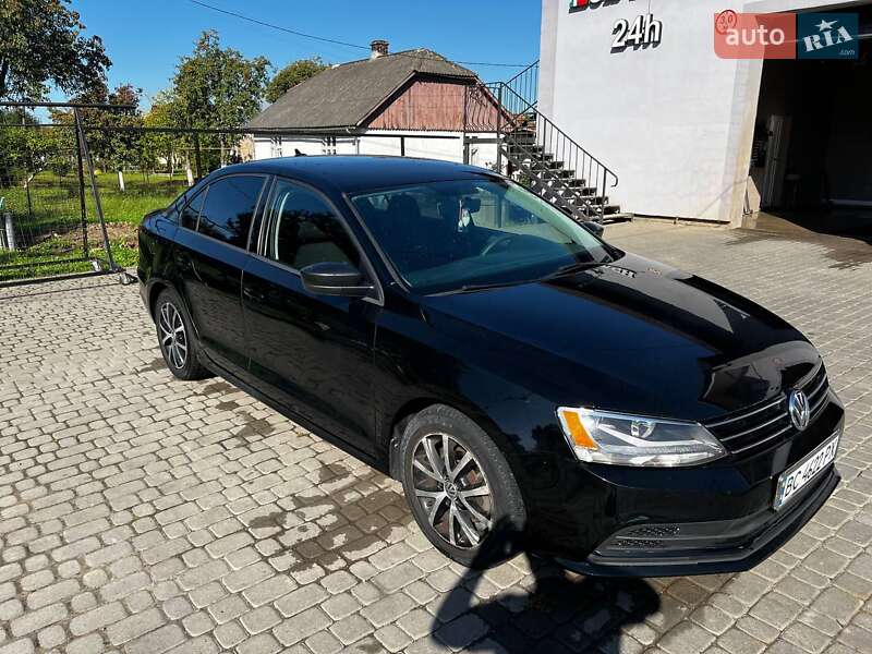 Седан Volkswagen Jetta 2016 в Львове