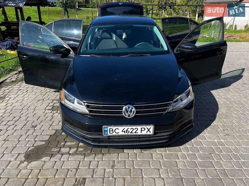 Седан Volkswagen Jetta 2016 в Львове