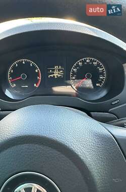 Седан Volkswagen Jetta 2014 в 