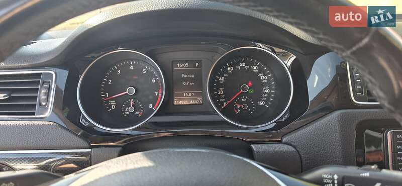 Седан Volkswagen Jetta 2015 в Києві