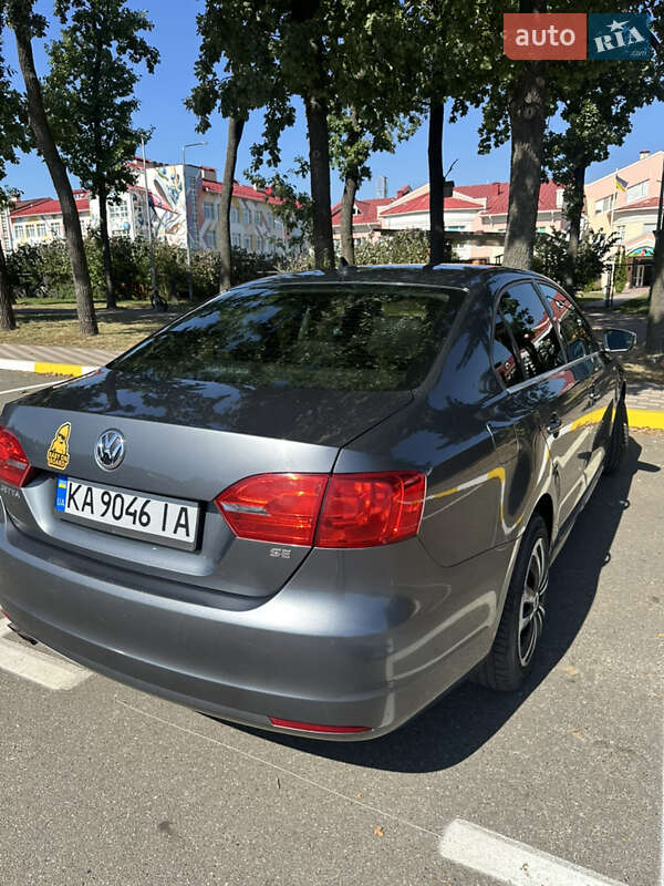 Седан Volkswagen Jetta 2013 в Киеве фото 9 Седан Volkswagen Jetta 2013 в Киеве