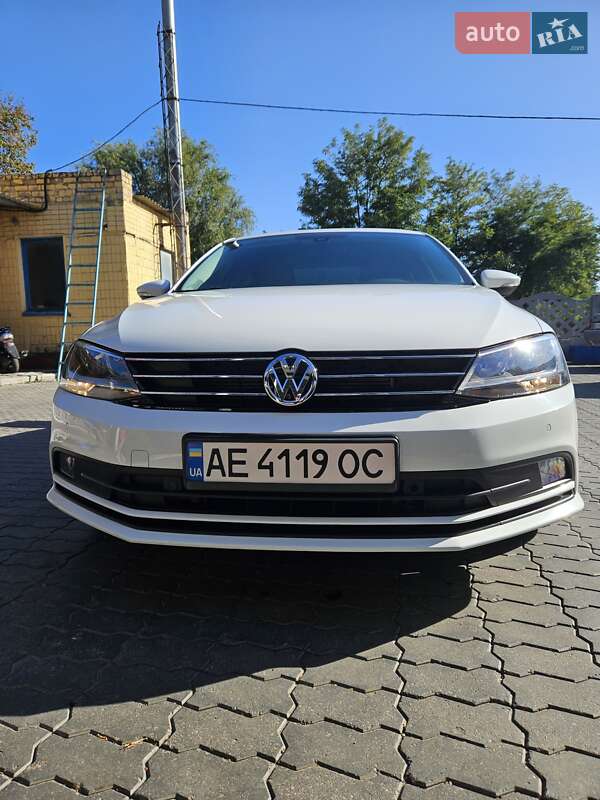 Volkswagen Jetta 2016