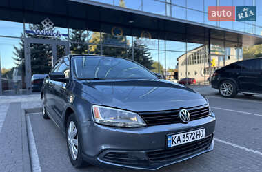 Седан Volkswagen Jetta 2013 в Рівному