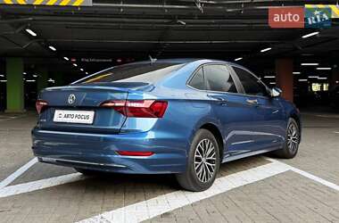 Седан Volkswagen Jetta 2020 в 