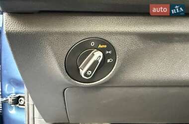 Седан Volkswagen Jetta 2020 в 