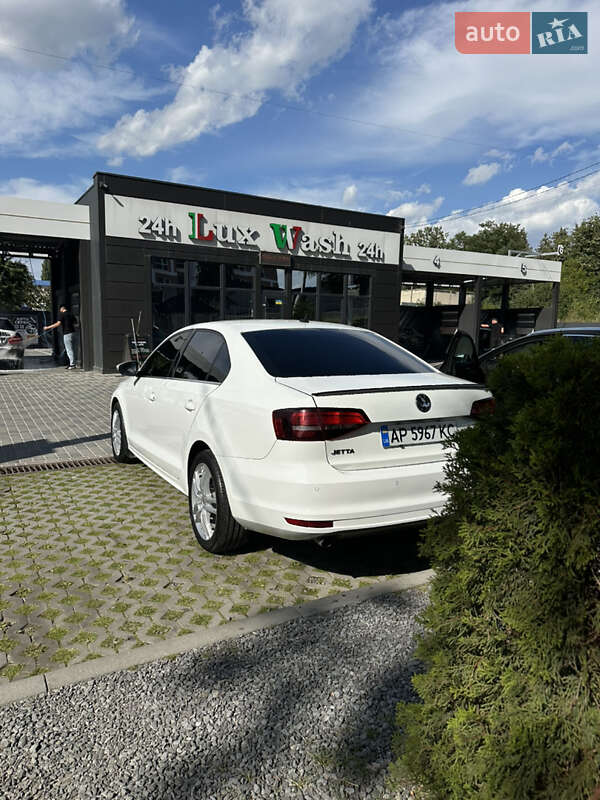 Седан Volkswagen Jetta 2016 в Тернополе