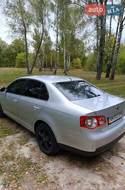 Седан Volkswagen Jetta 2006 в 