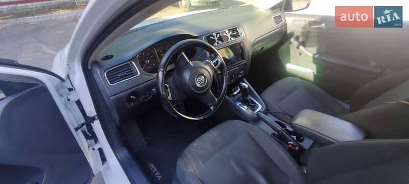 Седан Volkswagen Jetta 2012 в Черкасах
