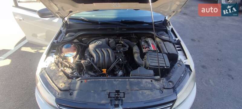 Седан Volkswagen Jetta 2012 в Черкасах
