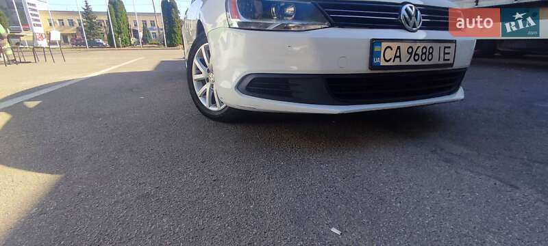 Седан Volkswagen Jetta 2012 в Черкасах