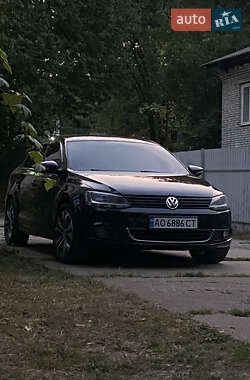 Седан Volkswagen Jetta 2012 в Мукачево