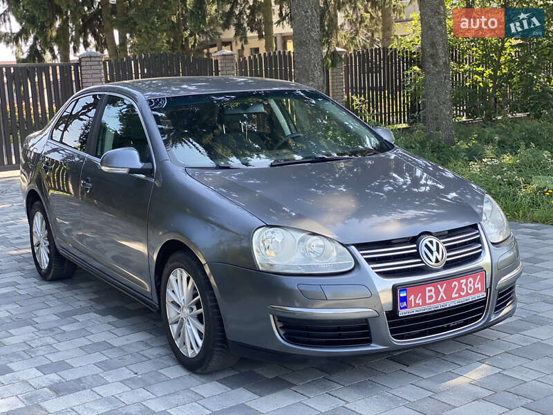 Седан Volkswagen Jetta 2007 в Староконстантинове