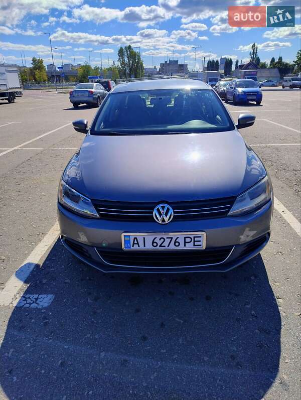 Седан Volkswagen Jetta 2012 в Киеве фото 7 Седан Volkswagen Jetta 2012 в Киеве