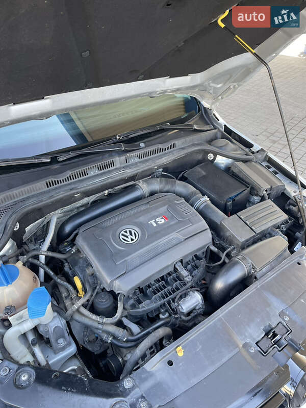 Седан Volkswagen Jetta 2014 в Запорожье