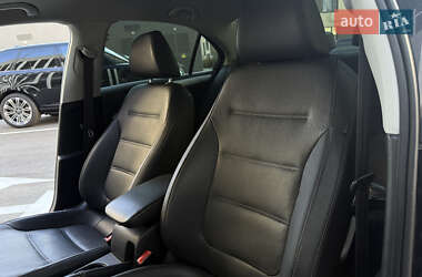 Седан Volkswagen Jetta 2012 в 