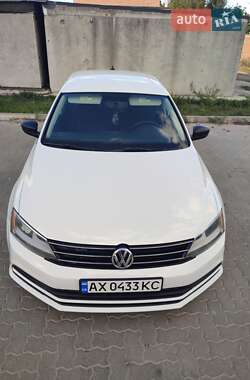 Седан Volkswagen Jetta 2014 в 