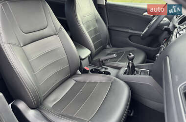 Седан Volkswagen Jetta 2015 в 