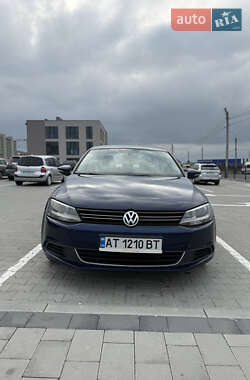 Седан Volkswagen Jetta 2011 в 