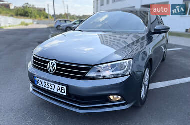 Седан Volkswagen Jetta 2016 в Харькове