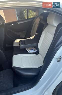 Седан Volkswagen Jetta 2016 в 