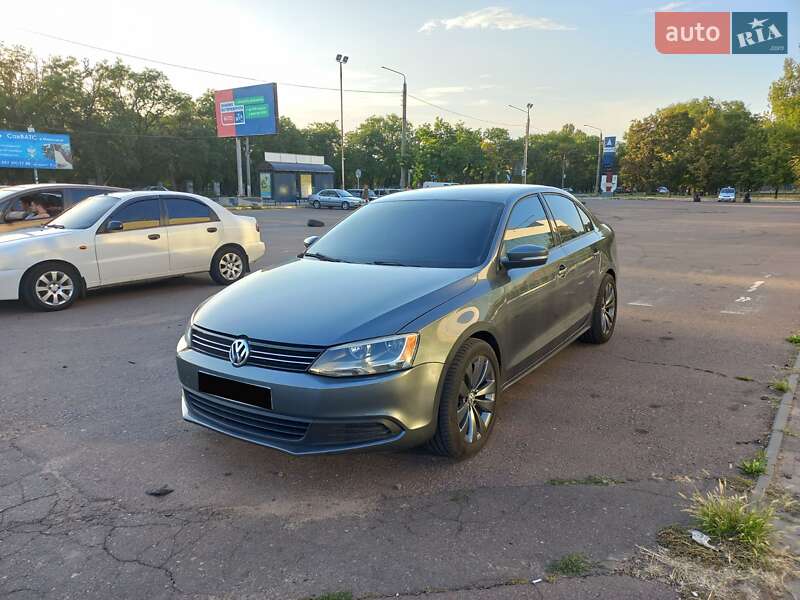 Седан Volkswagen Jetta 2013 в Николаеве фото 10 Седан Volkswagen Jetta 2013 в Николаеве
