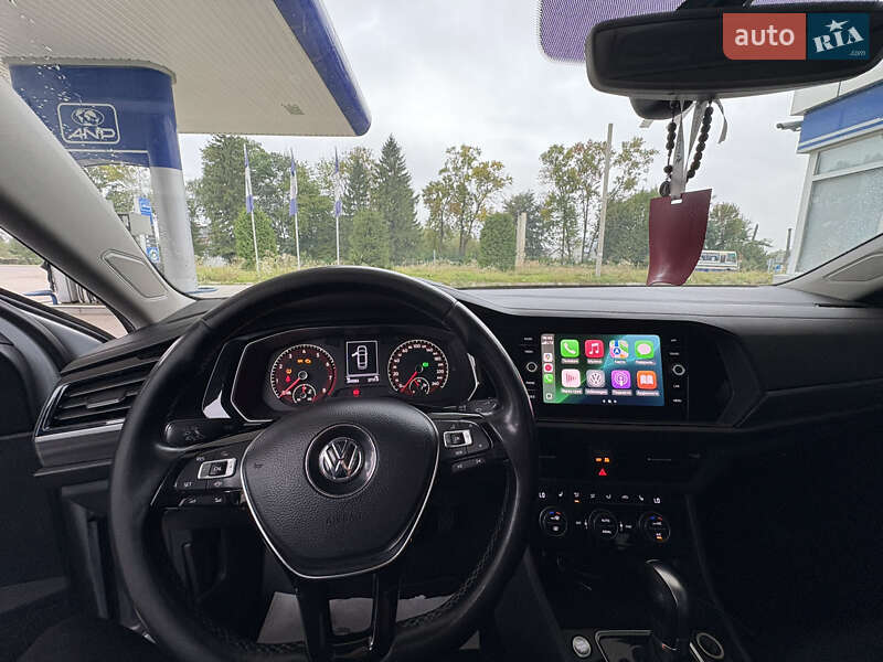 Седан Volkswagen Jetta 2019 в Самборі