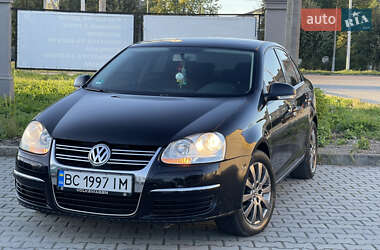 Седан Volkswagen Jetta 2008 в 
