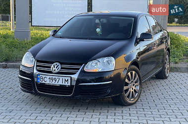 Седан Volkswagen Jetta 2008 в 