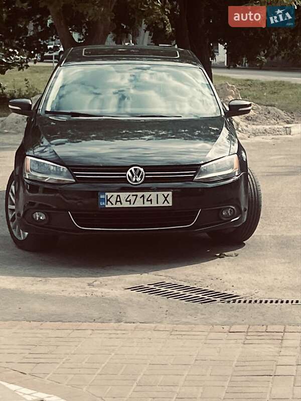 Седан Volkswagen Jetta 2012 в Яготине