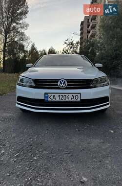 Седан Volkswagen Jetta 2014 в 