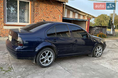 Седан Volkswagen Jetta 2000 в 