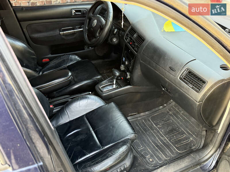 Седан Volkswagen Jetta 2000 в Львове