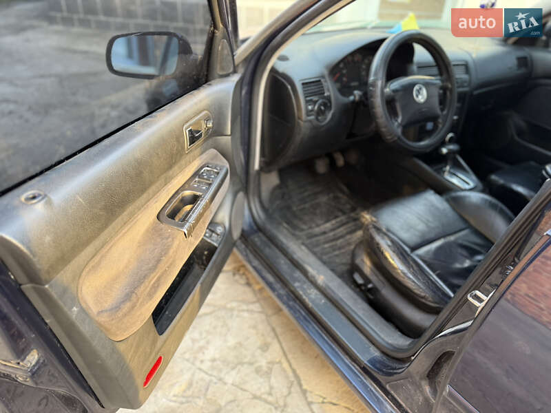 Седан Volkswagen Jetta 2000 в Львове