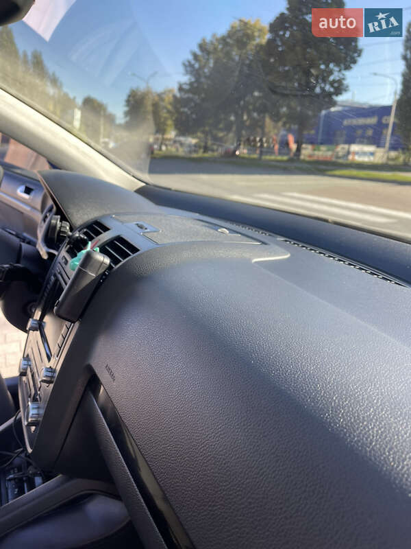 Седан Volkswagen Jetta 2010 в Хмельницькому