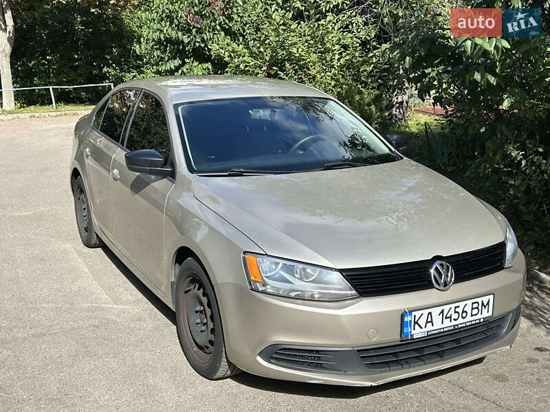 Седан Volkswagen Jetta 2012 в Киеве
