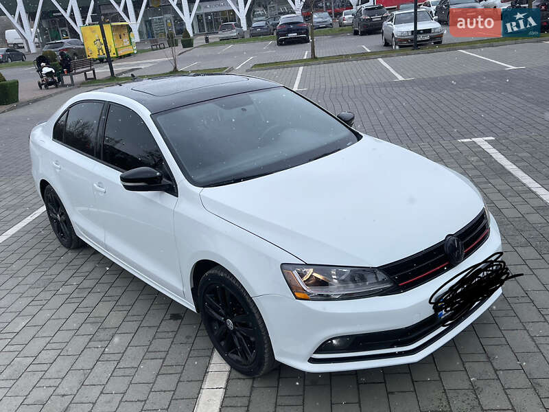 Седан Volkswagen Jetta 2017 в Хмельницькому