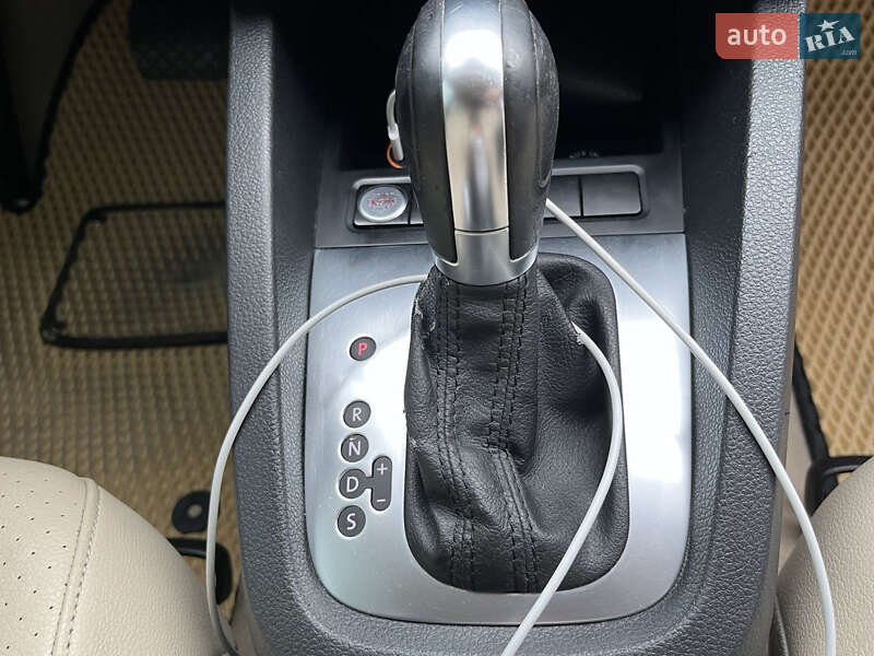 Седан Volkswagen Jetta 2014 в Києві