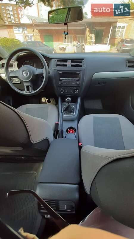 Седан Volkswagen Jetta 2011 в Ивано-Франковске