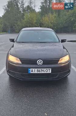Седан Volkswagen Jetta 2012 в Бучі