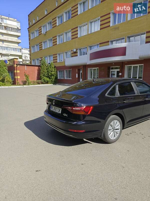 Седан Volkswagen Jetta 2018 в Киеве