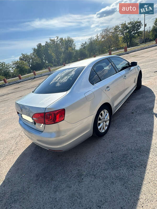 Седан Volkswagen Jetta 2012 в Нікополі