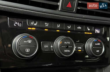 Седан Volkswagen Jetta 2019 в 