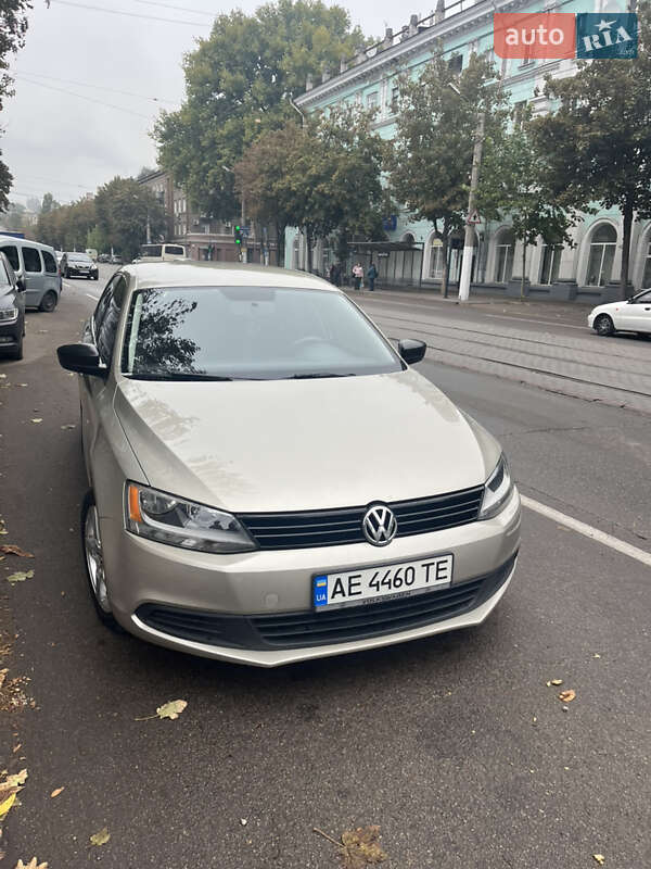 Седан Volkswagen Jetta 2013 в Каменском фото 4 Седан Volkswagen Jetta 2013 в Каменском