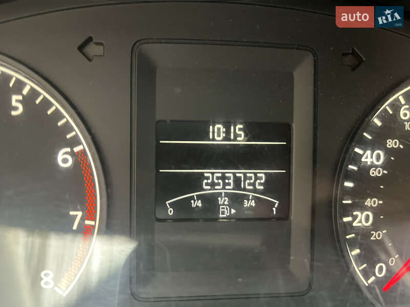 Седан Volkswagen Jetta 2013 в Каменском фото 8 Седан Volkswagen Jetta 2013 в Каменском