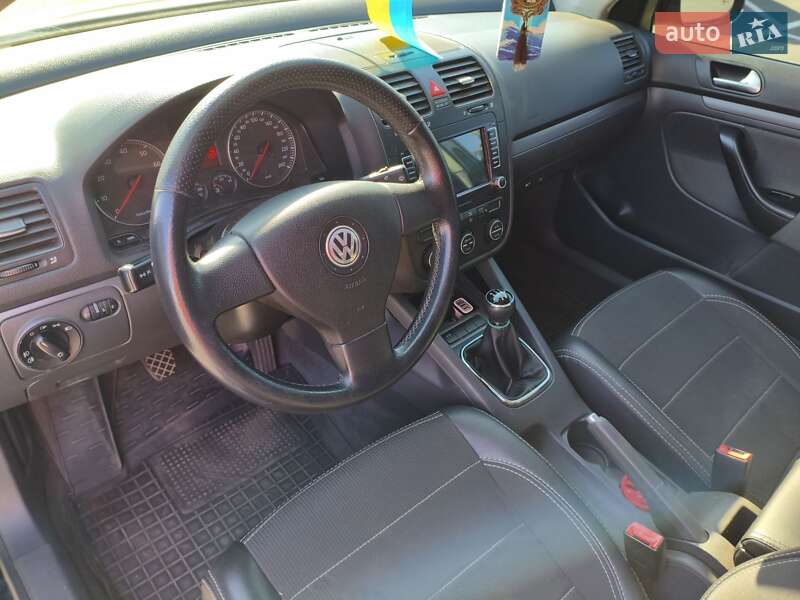 Седан Volkswagen Jetta 2006 в Кривом Роге