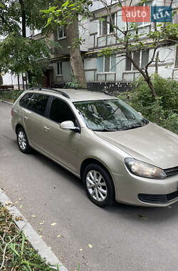 Универсал Volkswagen Jetta 2012 в 