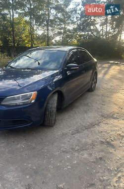 Седан Volkswagen Jetta 2011 в 