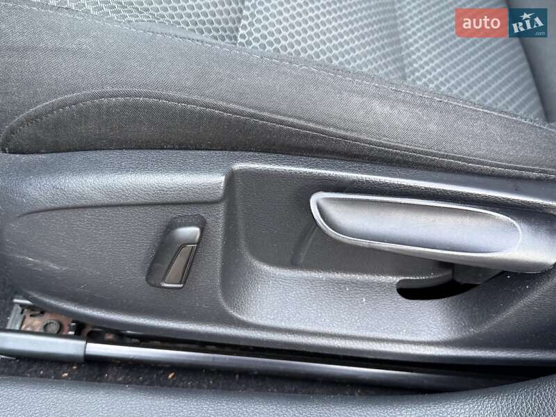 Седан Volkswagen Jetta 2013 в Запорожье