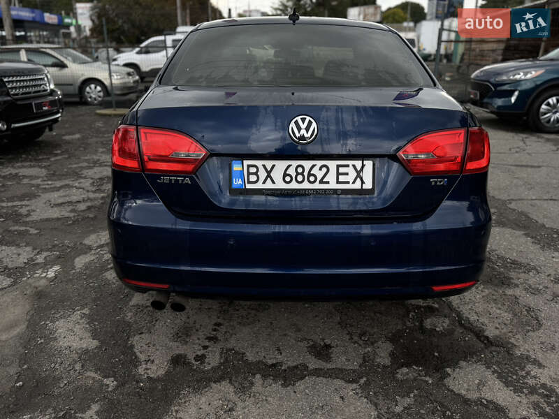 Седан Volkswagen Jetta 2011 в Хмельницком