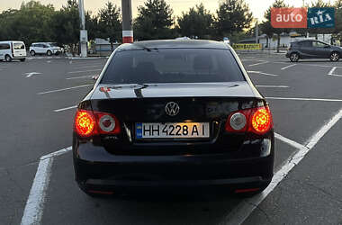 Седан Volkswagen Jetta 2006 в 